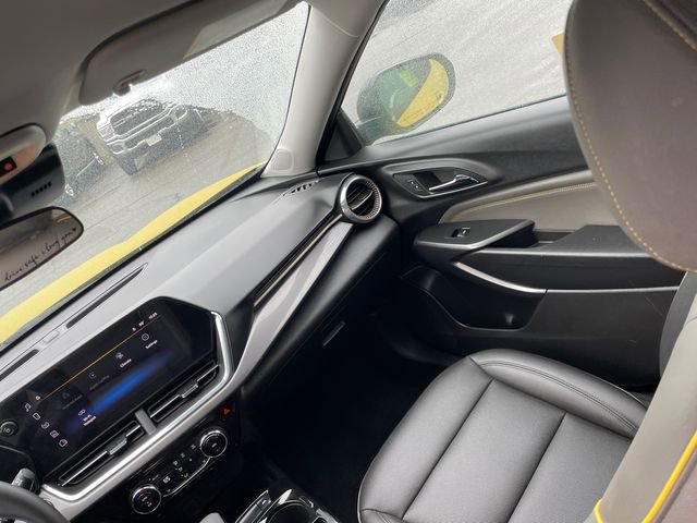 Used 2024 Chevrolet Trax ACTIV w/ Driver Confidence Package image 24