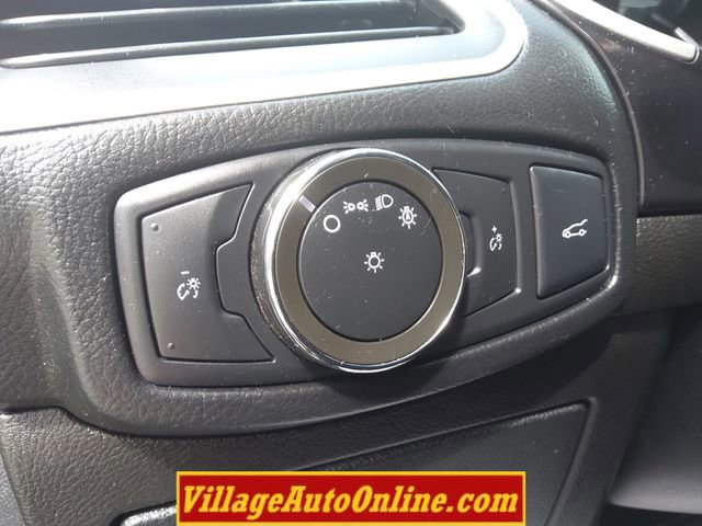 Used 2017 Ford Edge SEL w/ Equipment Group 201A AWD/4WD image 29