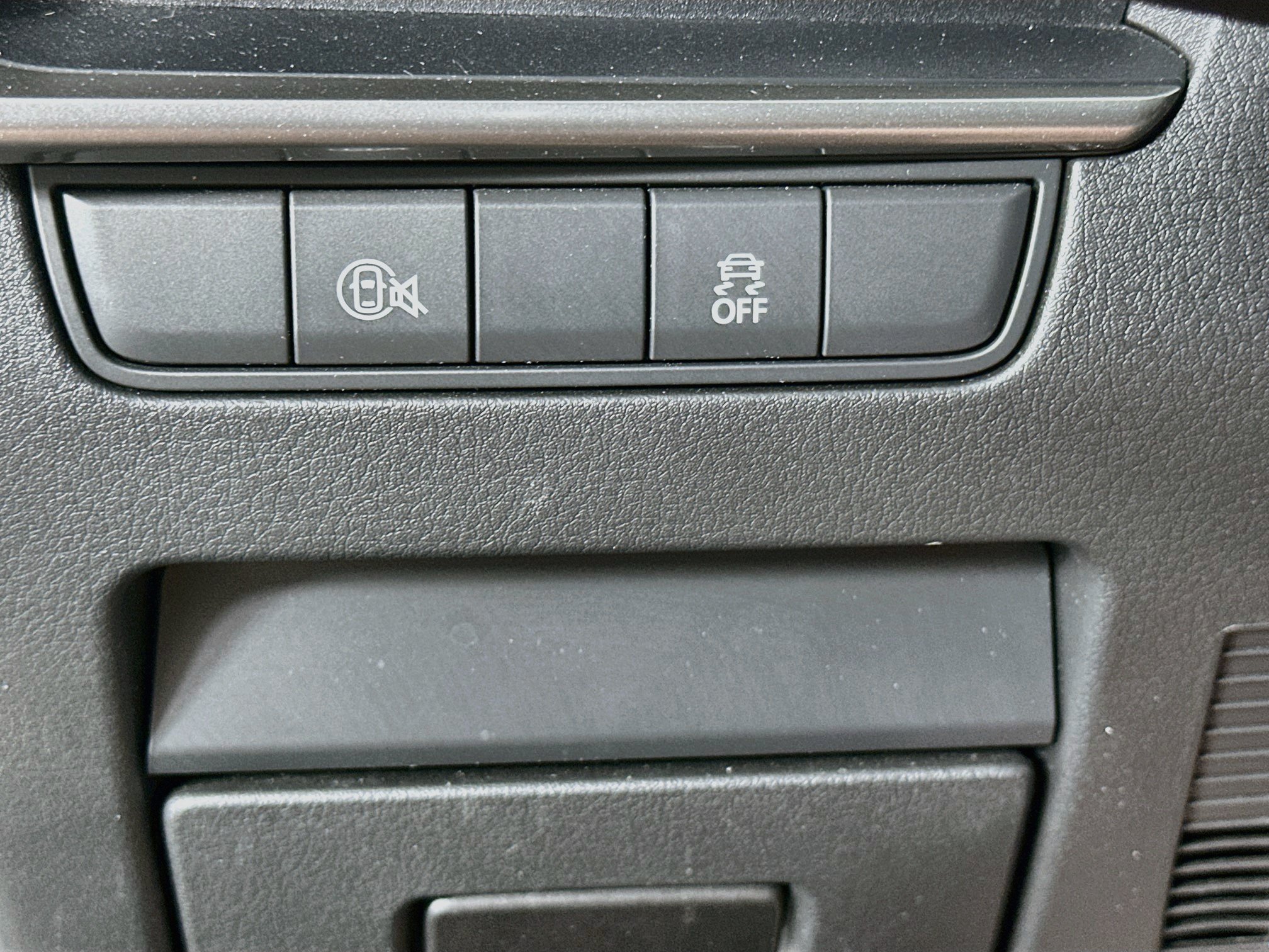 Used 2024 MAZDA MAZDA3 s FWD image 17