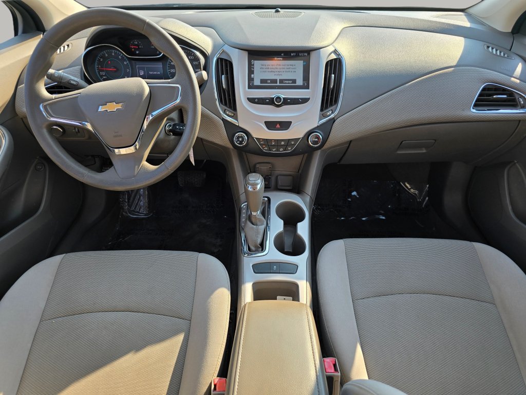 Used 2017 Chevrolet Cruze LS FWD image 2
