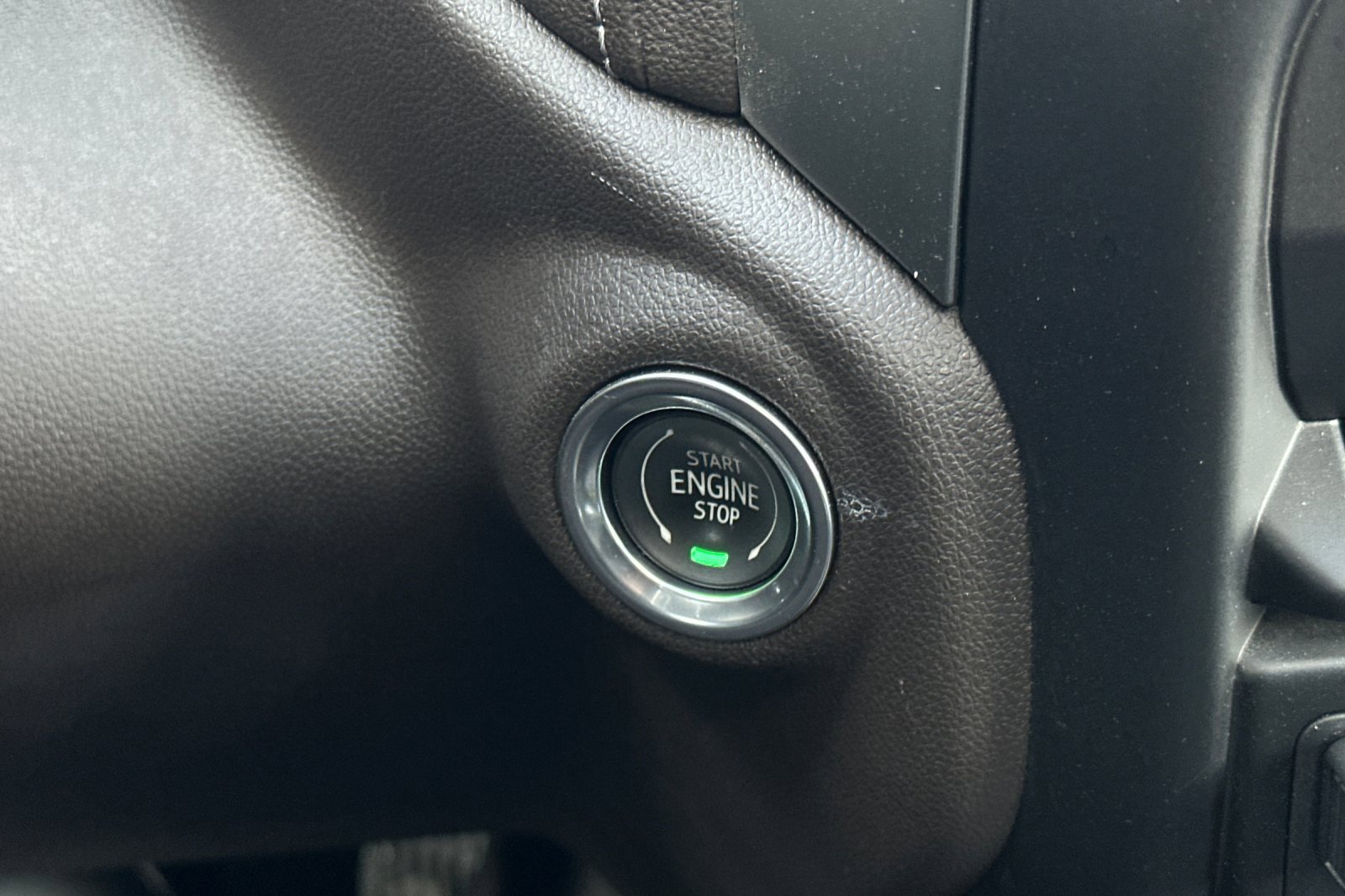 Used 2021 Chevrolet Silverado 2500 LTZ w/ LTZ Convenience Package image 20