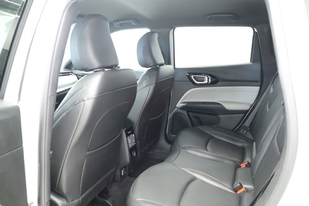 Used 2024 Jeep Compass Limited AWD/4WD image 24