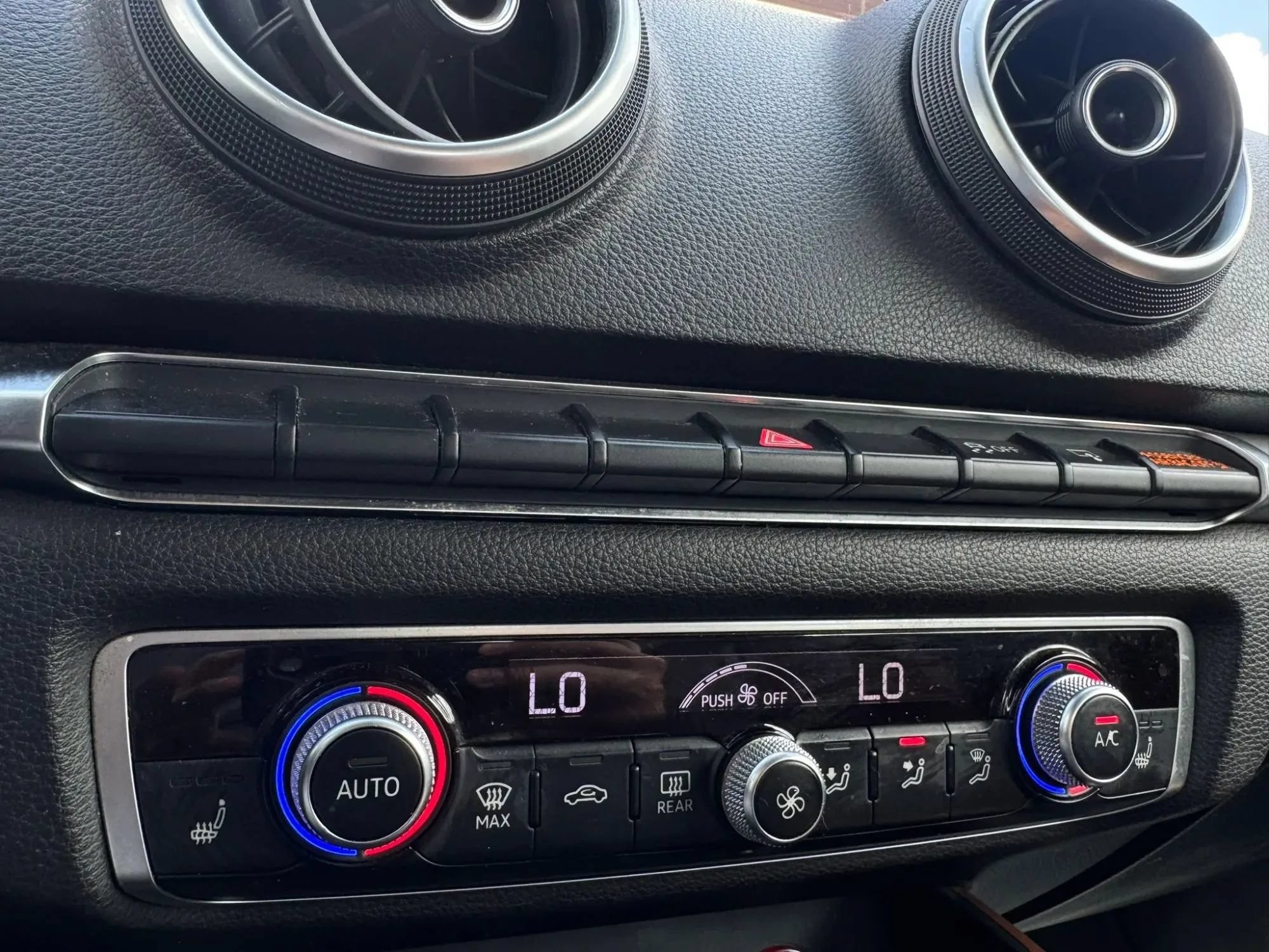 Used 2015 Audi A3 2.0T Premium w/ Audi MMI Navigation Plus AWD/4WD image 28