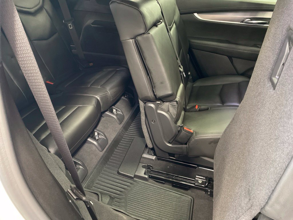 Certified 2024 Cadillac XT6 Luxury w/ LPO, Floor Liner Package AWD/4WD image 18