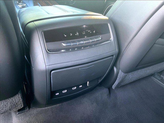 Used 2021 Cadillac Escalade ESV Premium Luxury w/ Driver Assist Tech Package AWD/4WD image 25