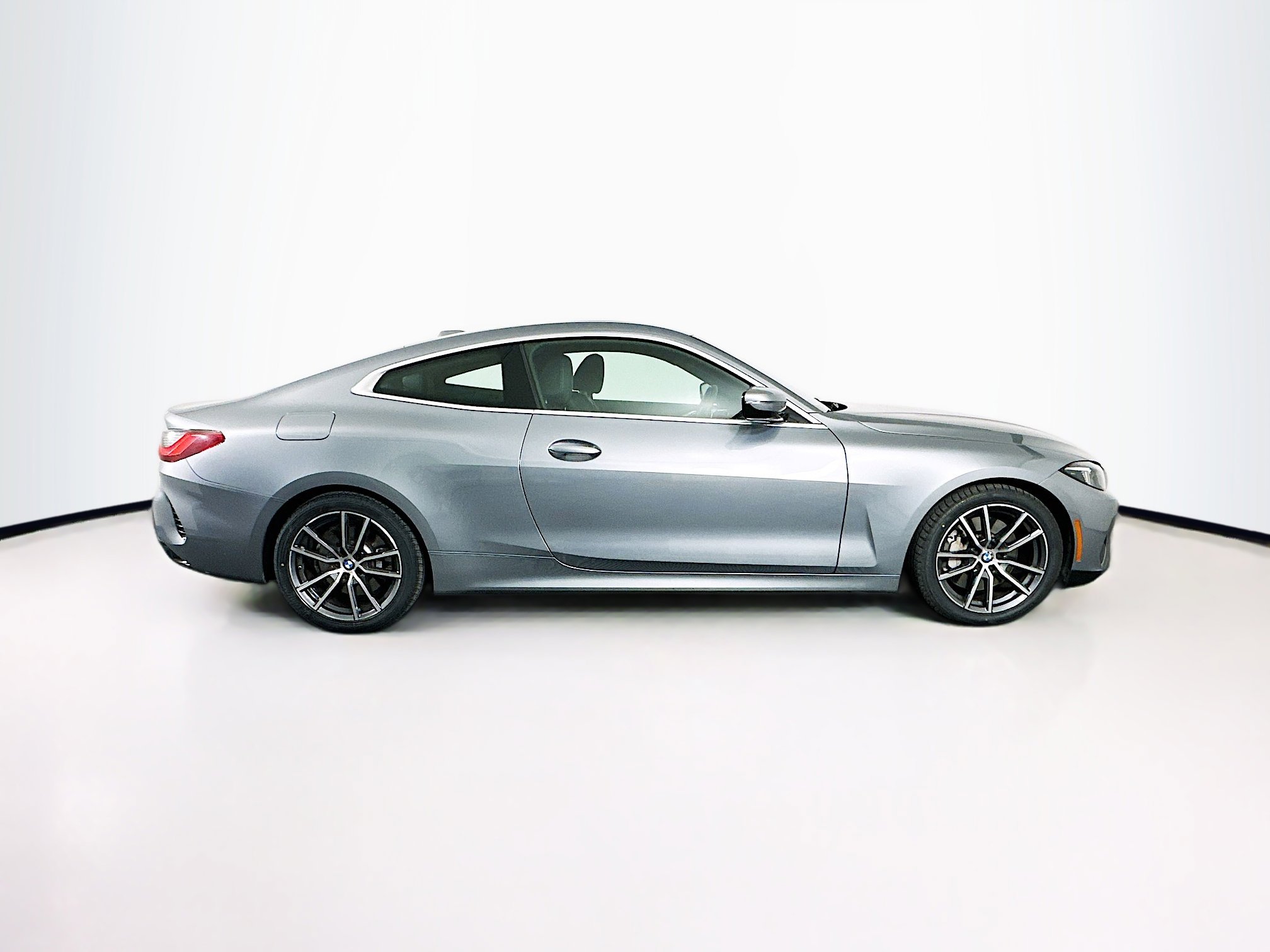Used 2025 BMW 430i Coupe w/ Premium Package RWD image 10