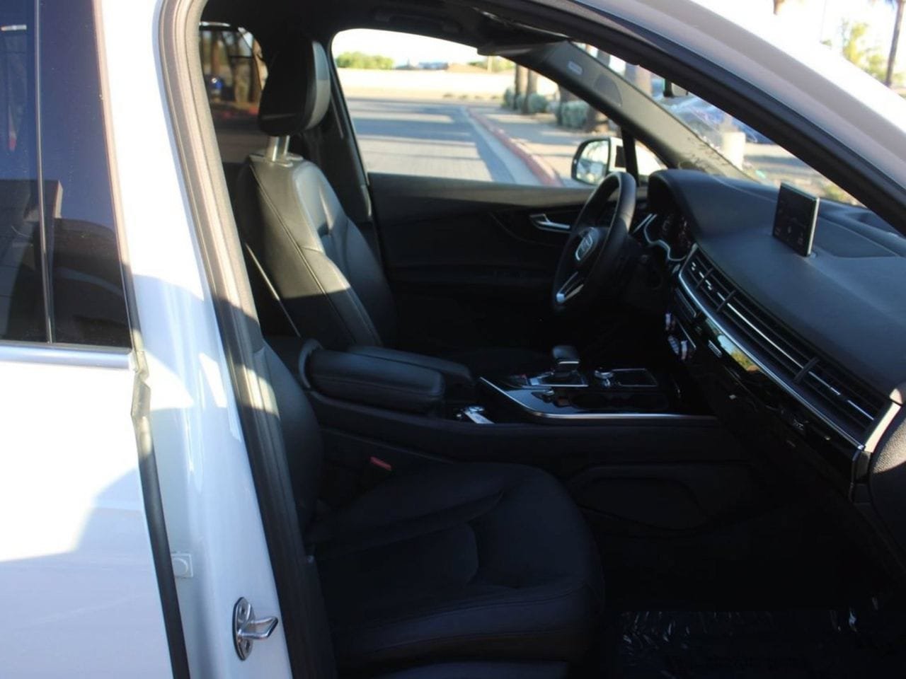 Used 2019 Audi Q7 3.0T Premium Plus w/ Premium Plus Package AWD/4WD image 42