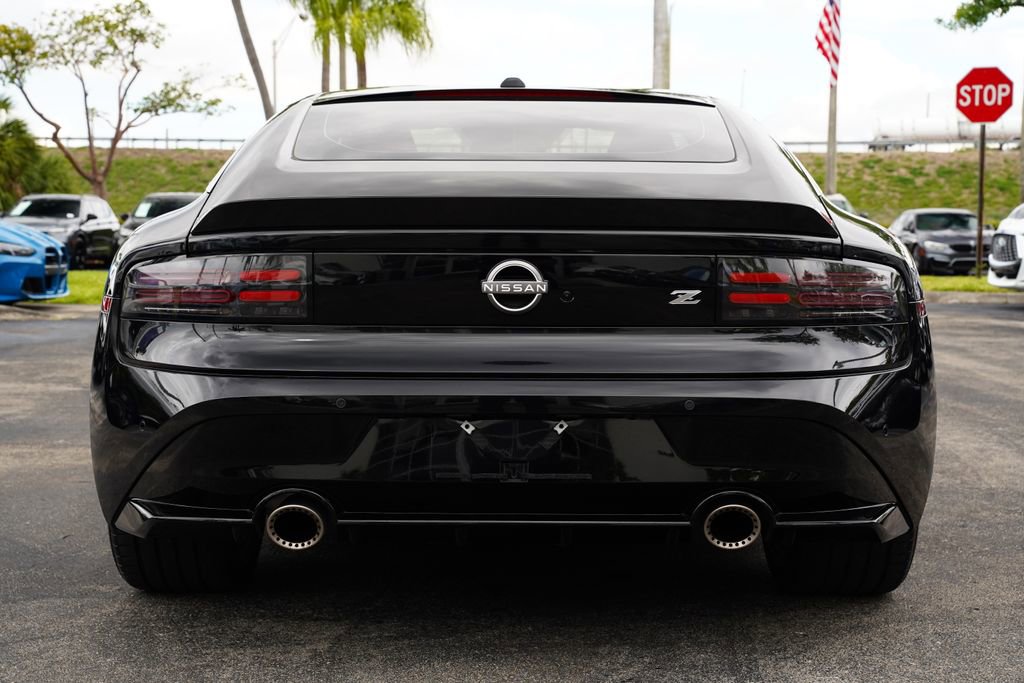 Used 2024 Nissan Z Performance w/ Floor Mat Package RWD image 9