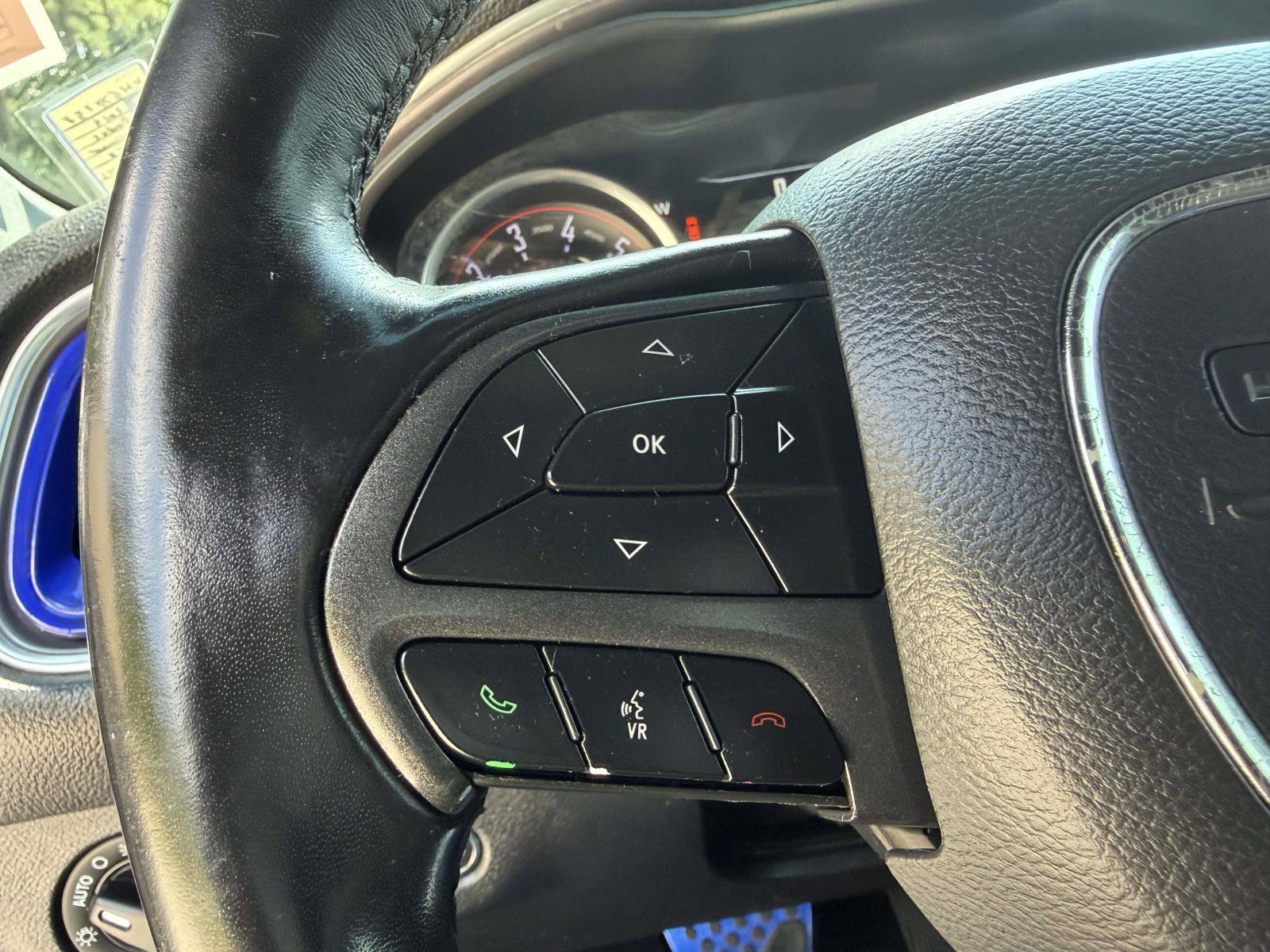 Used 2019 Dodge Challenger SXT RWD image 9