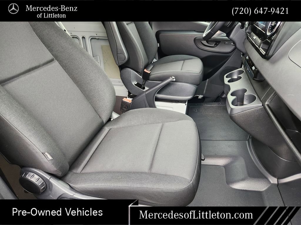 Used 2025 Mercedes-Benz Sprinter 2500 image 13