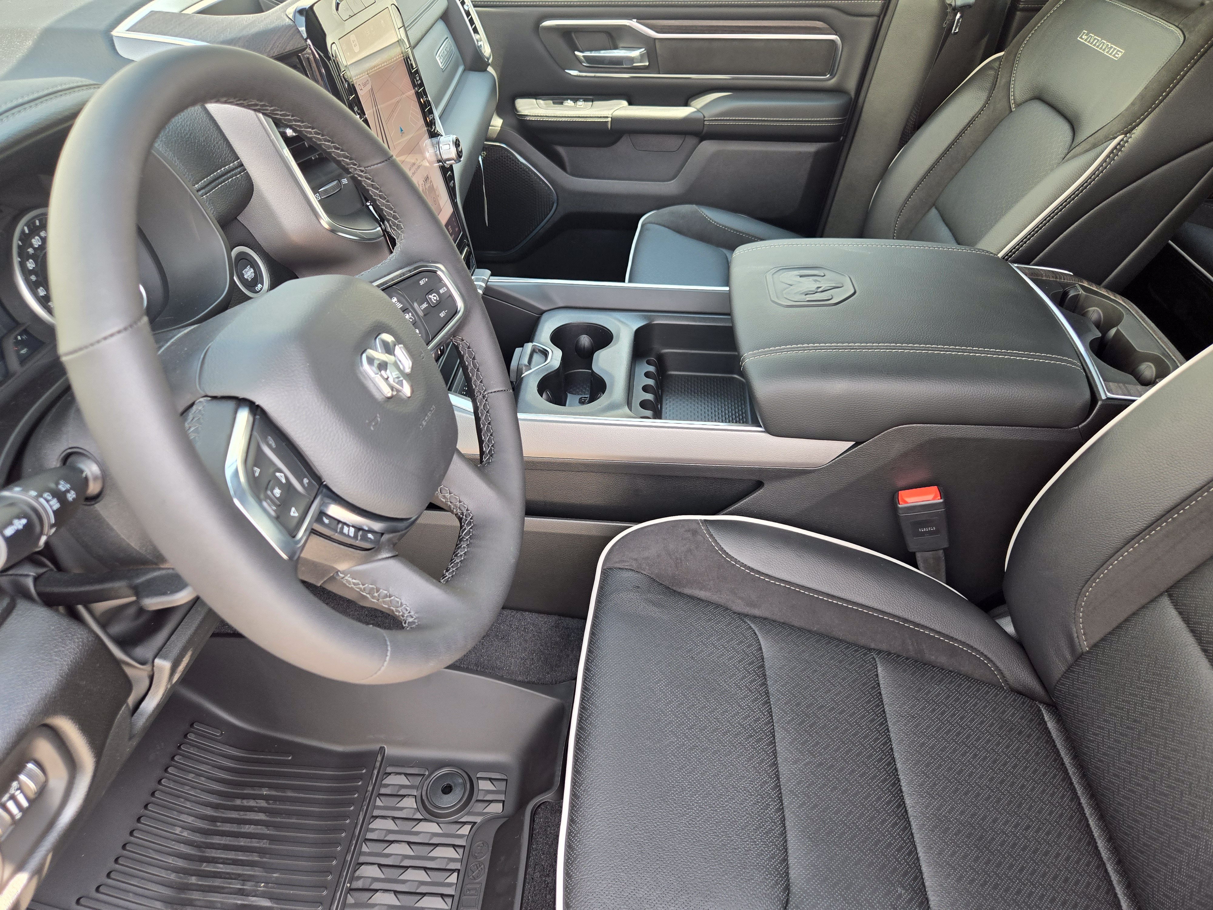 New 2026 RAM 1500 Laramie w/ Laramie Southwest Edition AWD/4WD image 11
