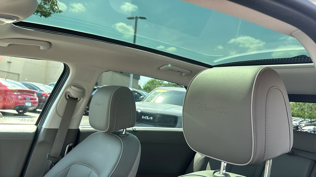 Used 2024 Hyundai Ioniq 5 Limited AWD/4WD image 25