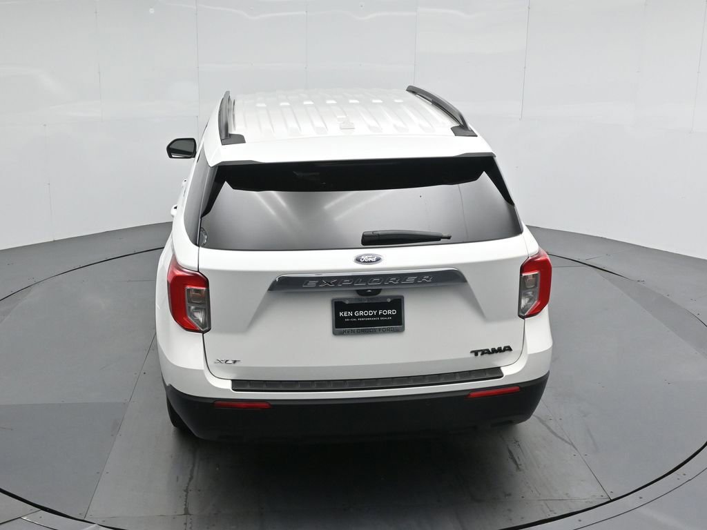 Certified 2024 Ford Explorer XLT RWD image 41