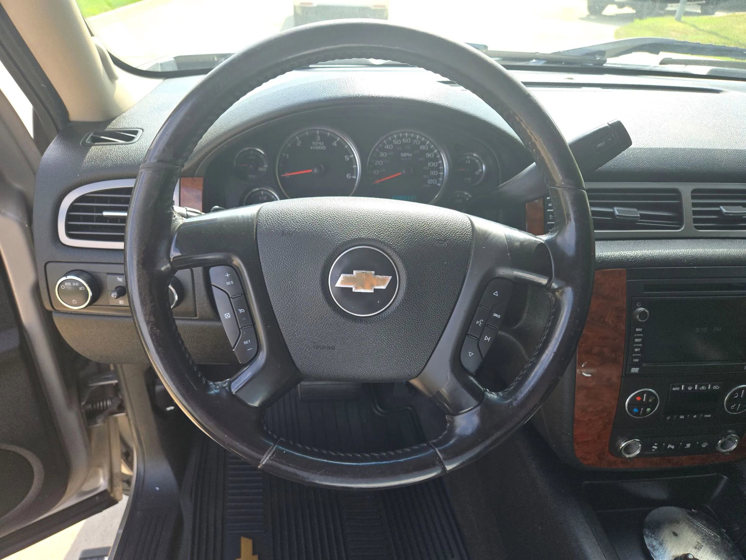 Used 2008 Chevrolet Silverado 1500 LTZ w/ Max Trailering Pack image 18