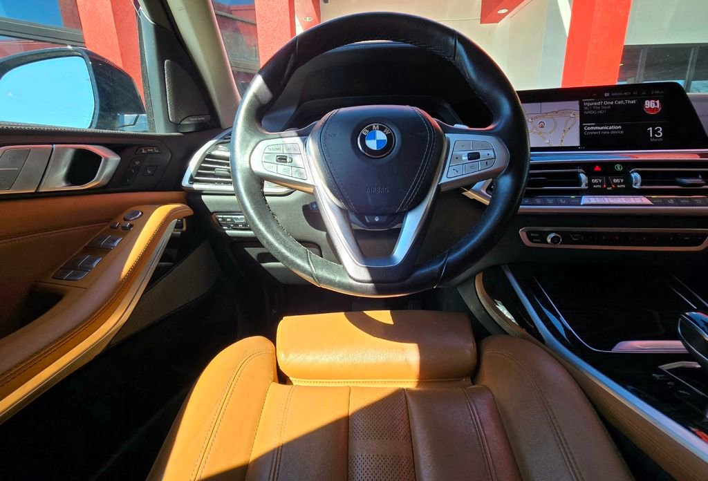 Used 2021 BMW X7 xDrive40i w/ Premium Package image 28