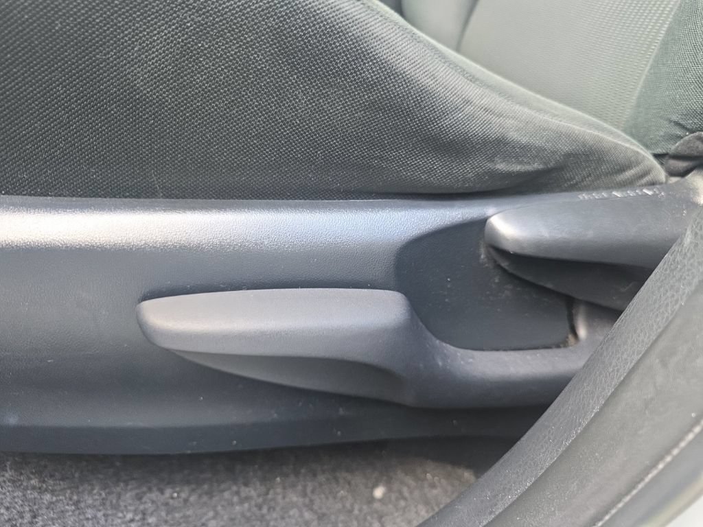Used 2018 Toyota RAV4 LE w/ All Weather Liner Package FWD image 14