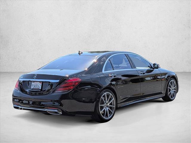 Used 2018 Mercedes-Benz S 560 Sedan image 4