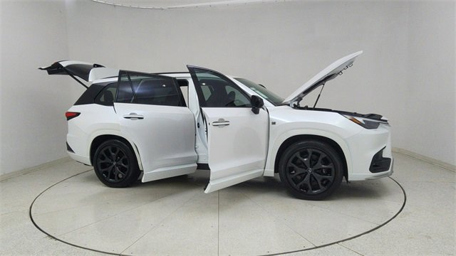 Used 2024 Lexus TX 500h AWD w/ Technology Package image 73