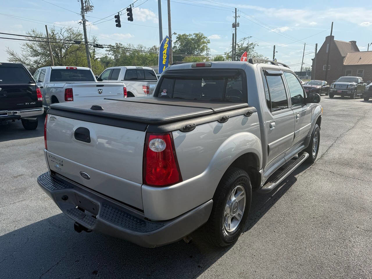 Used 2003 Ford Explorer Sport Trac XLT RWD image 4