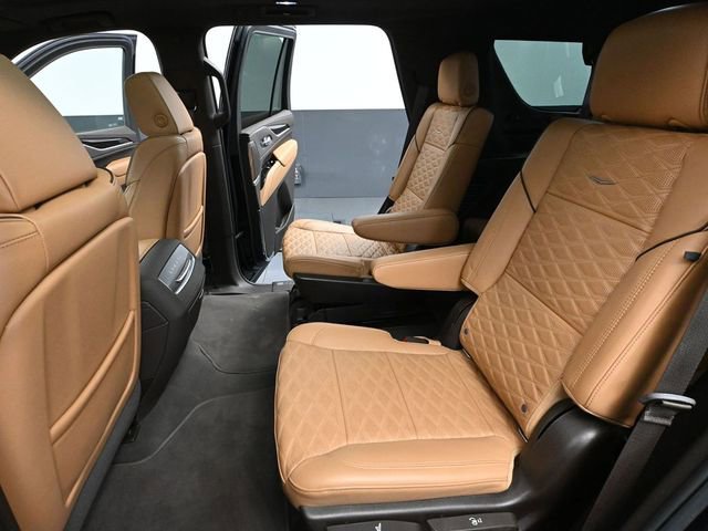 Used 2022 Cadillac Escalade Premium Luxury w/ Touring Package image 43