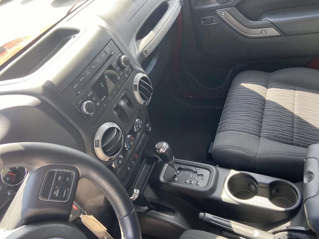 Used 2012 Jeep Wrangler Sport AWD/4WD image 23