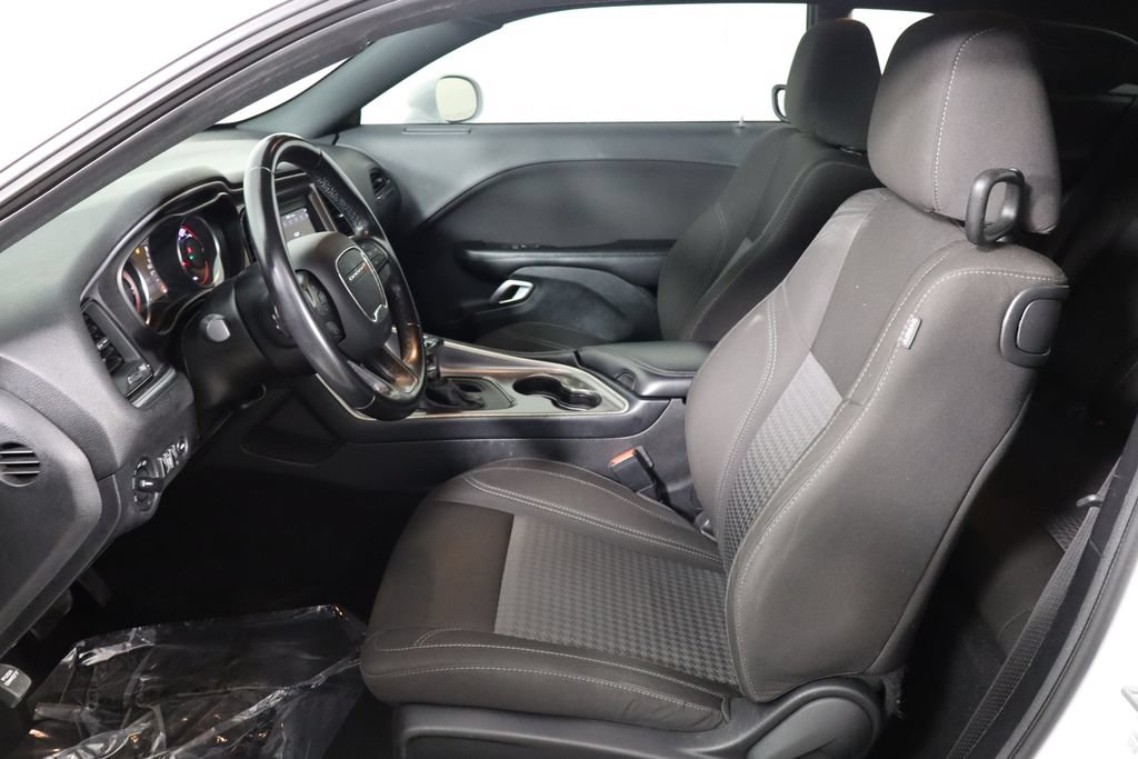 Used 2021 Dodge Challenger SXT RWD image 14