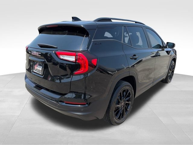 Used 2023 GMC Terrain SLE w/ Driver Convenience Package FWD image 7