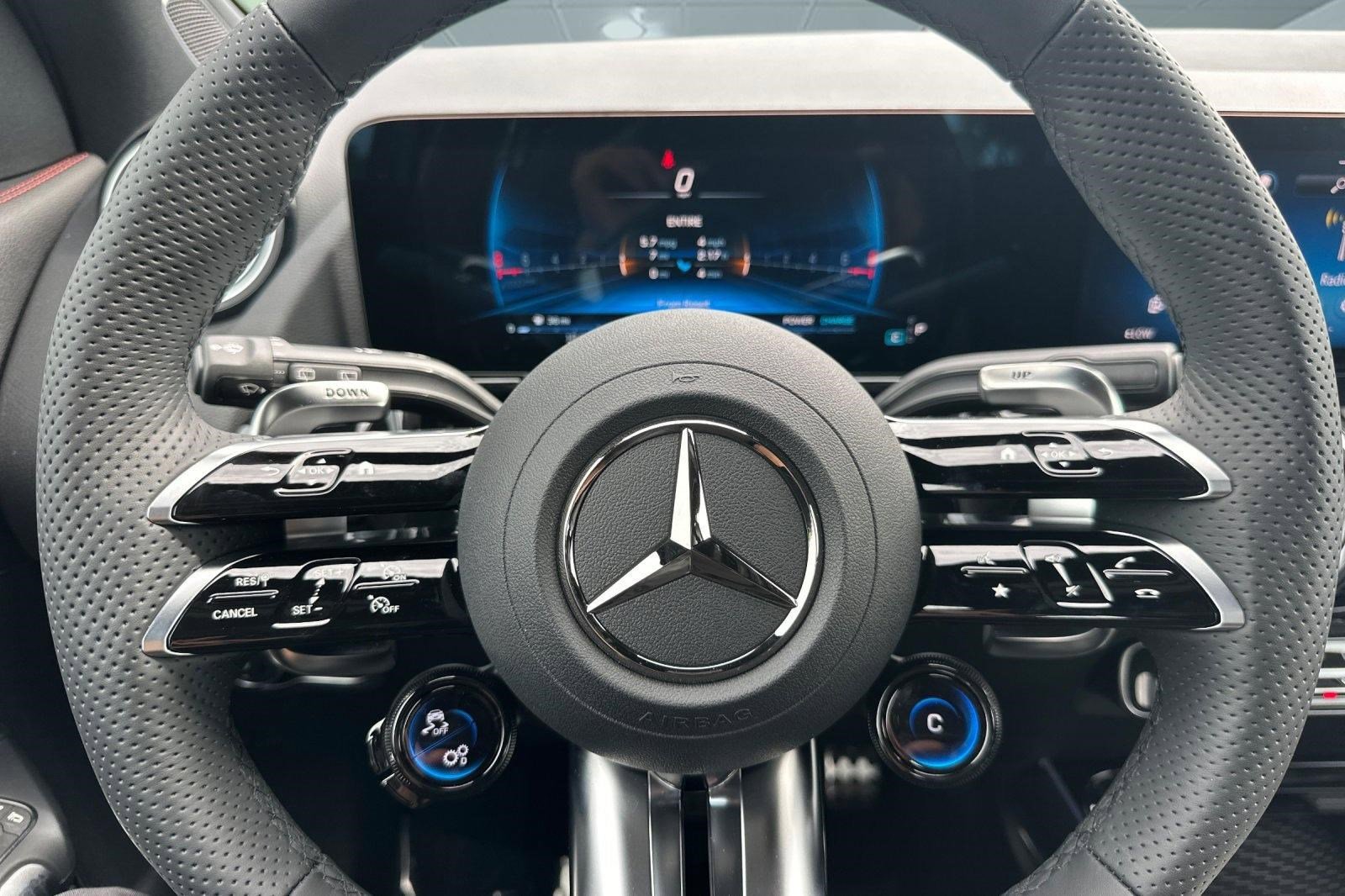 New 2026 Mercedes-Benz GLA 35 AMG 4MATIC image 15