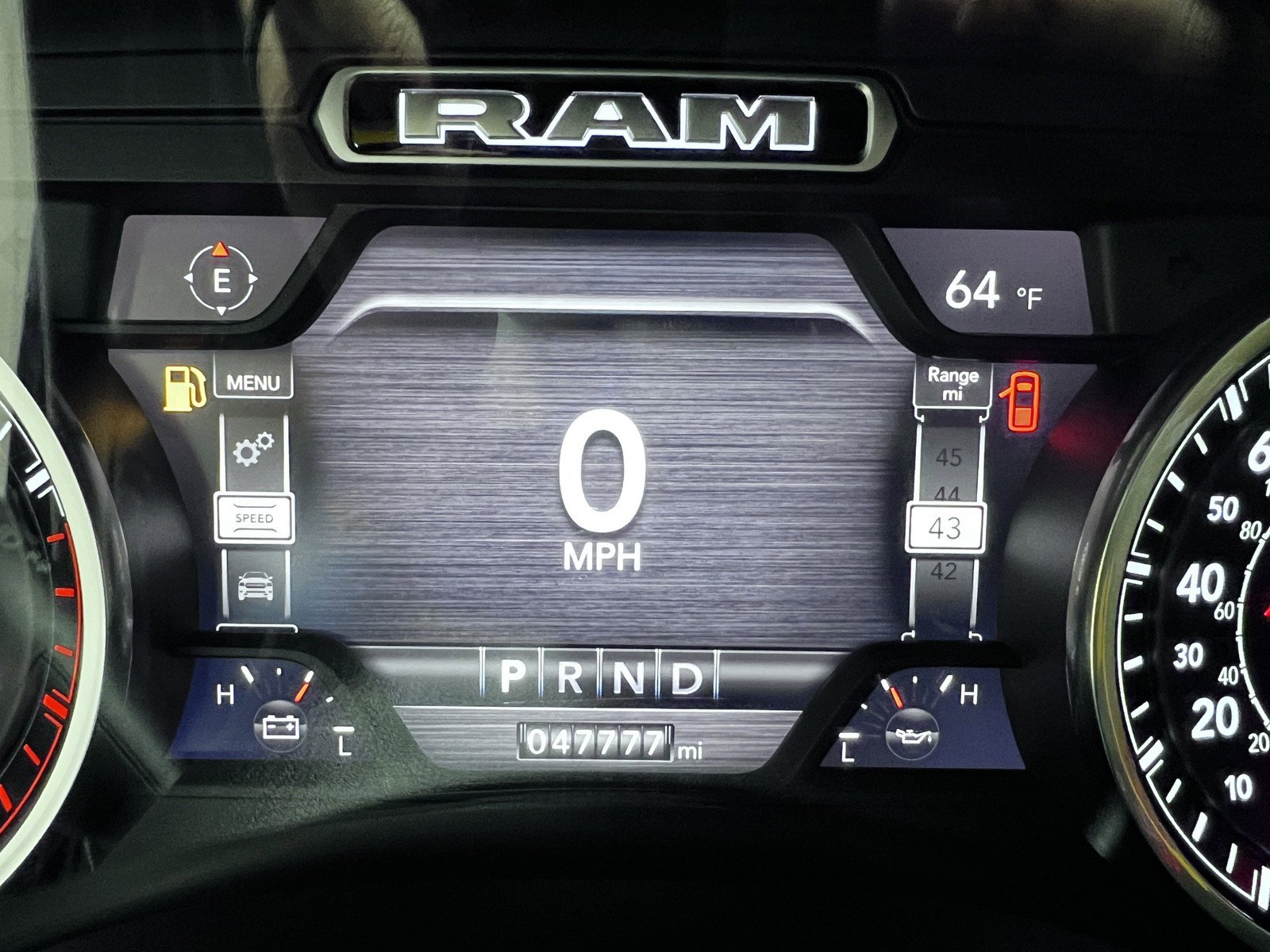 Used 2020 RAM 3500 Laramie image 12
