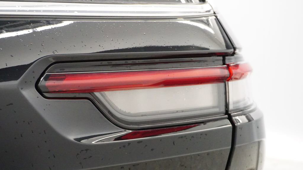 Certified 2023 Jeep Grand Cherokee L Limited image 15