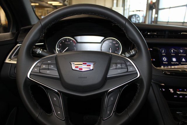 New 2026 Cadillac XT5 Luxury FWD image 16