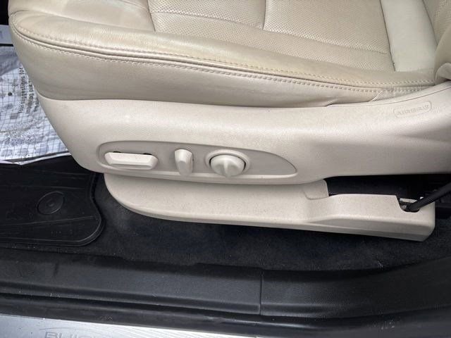 Used 2019 Buick Enclave Premium image 12