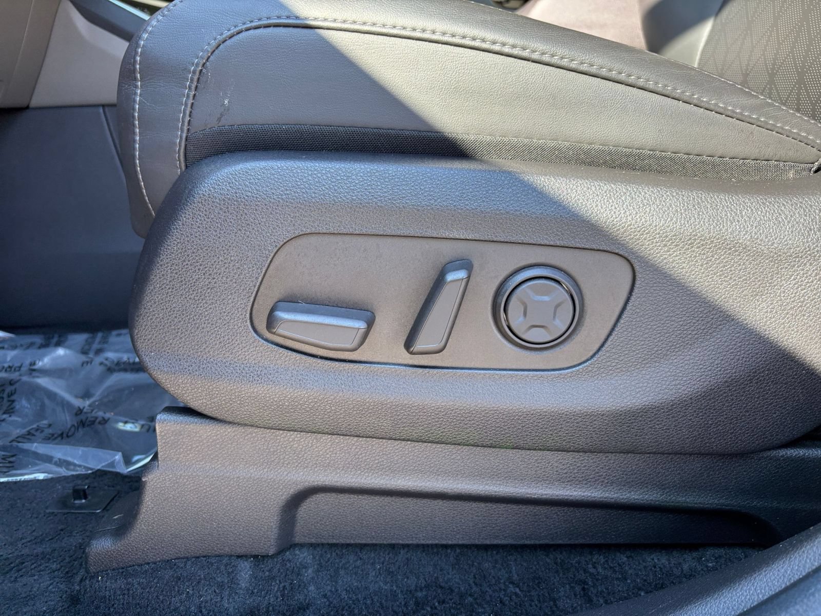 Used 2026 Kia Carnival FWD image 22