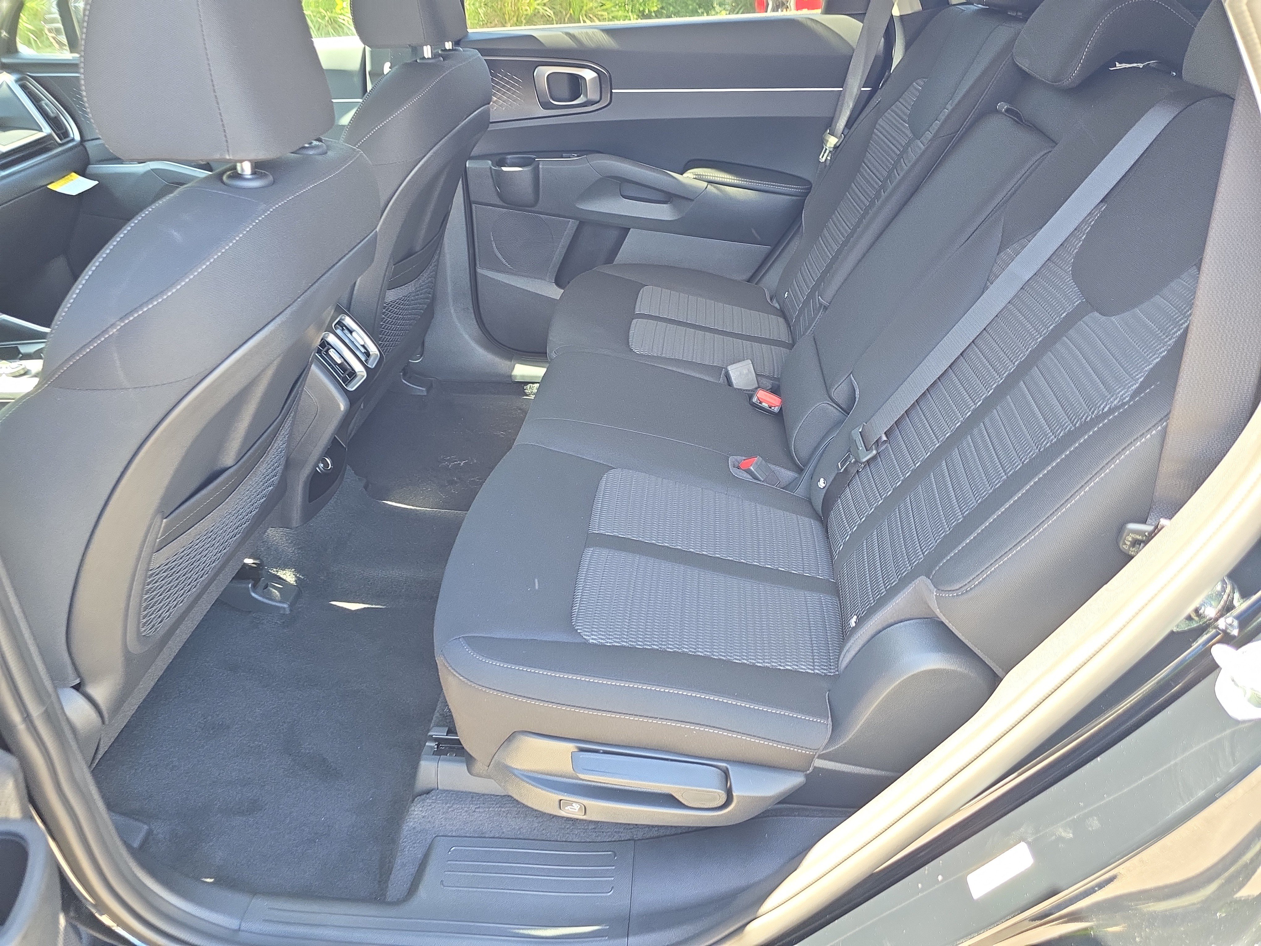 New 2026 Kia Sorento LX FWD image 16