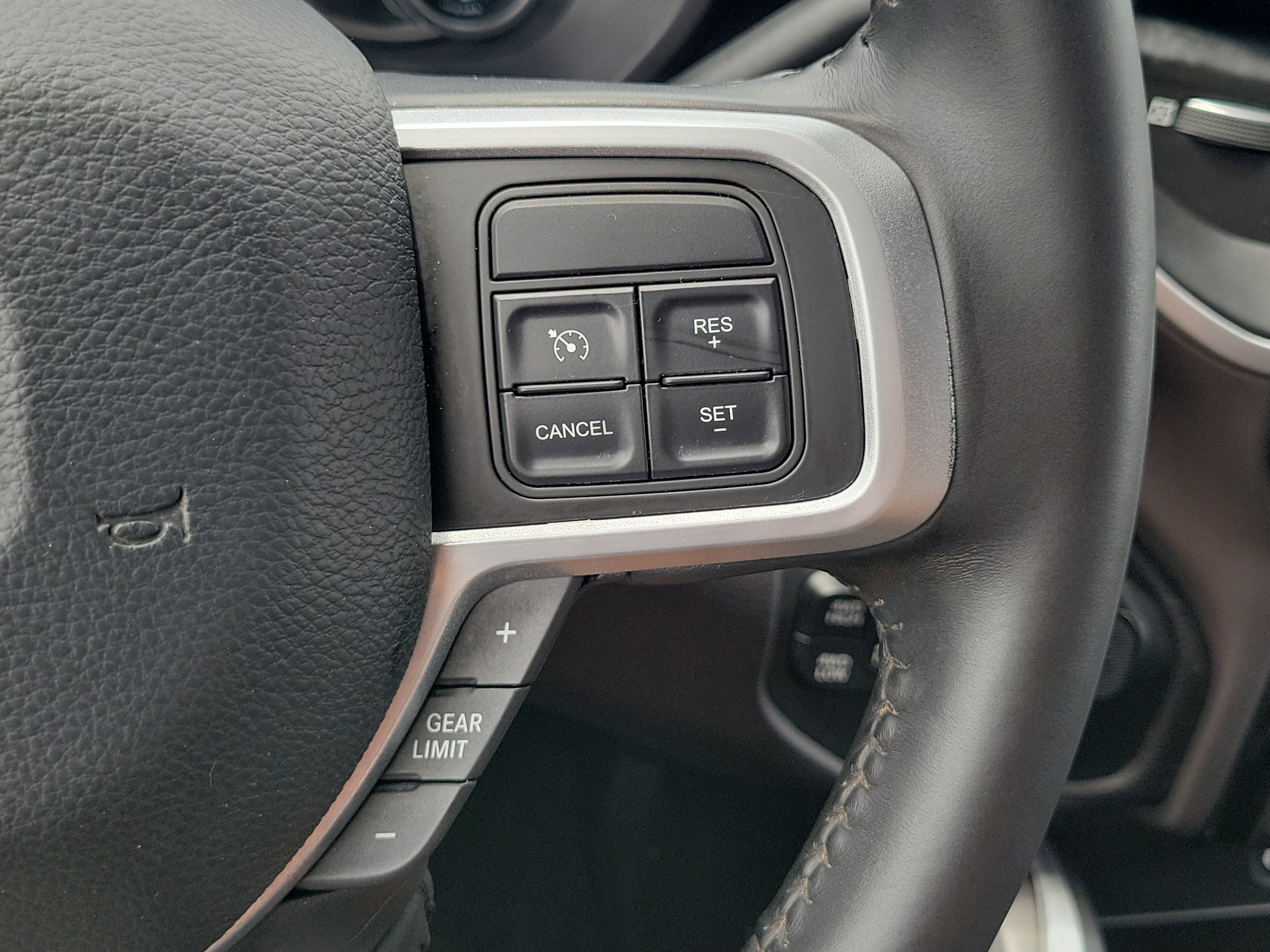Used 2022 RAM 3500 Big Horn w/ Level 1 Equipment Group AWD/4WD image 24