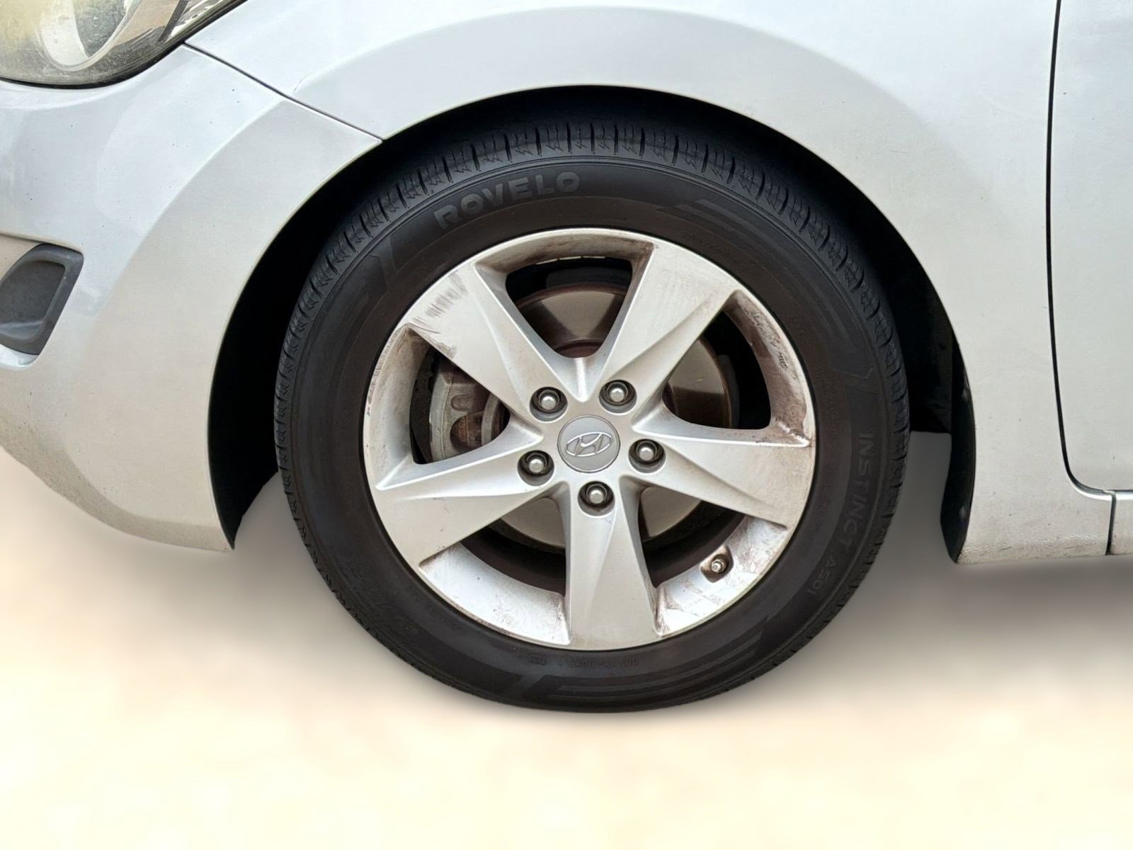 Used 2013 Hyundai Elantra GLS image 12