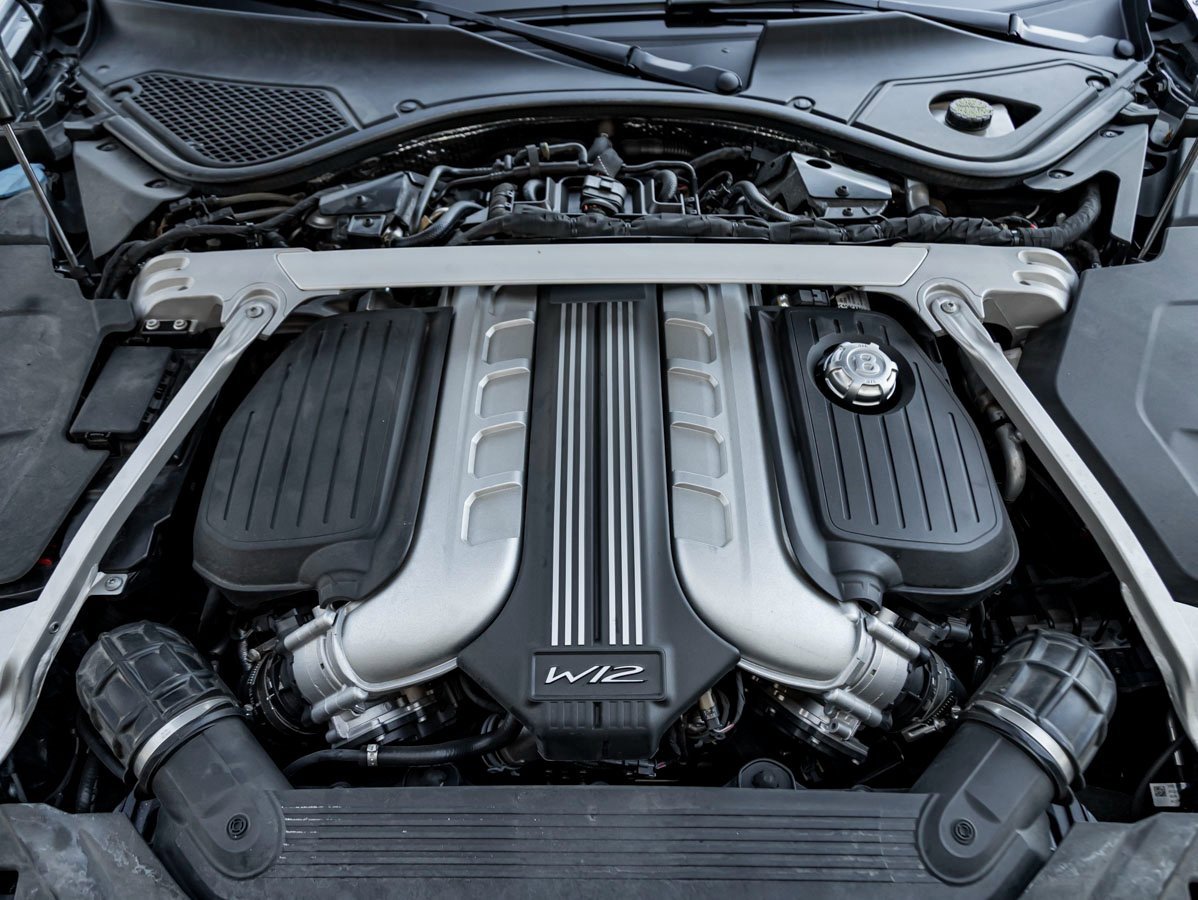 Certified 2021 Bentley Flying Spur W12 image 33