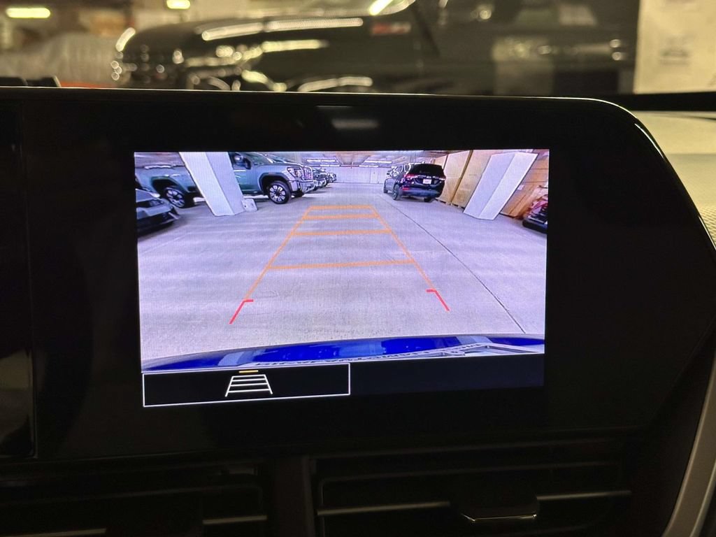 Used 2024 Chevrolet Trax LS w/ LS Convenience Package FWD image 19