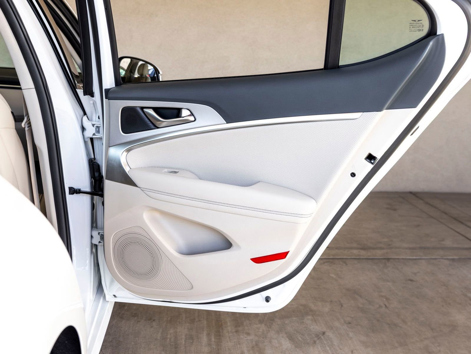 Used 2026 Genesis G70 2.5T Prestige image 23