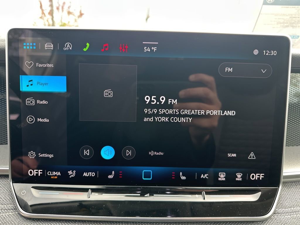 New 2026 Volkswagen Tiguan S image 16