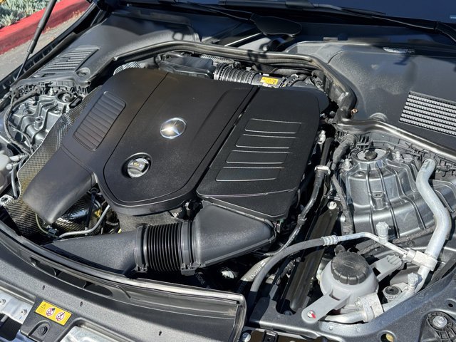 Used 2024 Mercedes-Benz C 300 Sedan image 5