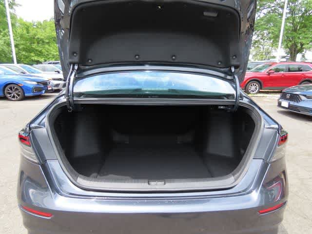 Used 2023 Honda Accord LX image 10