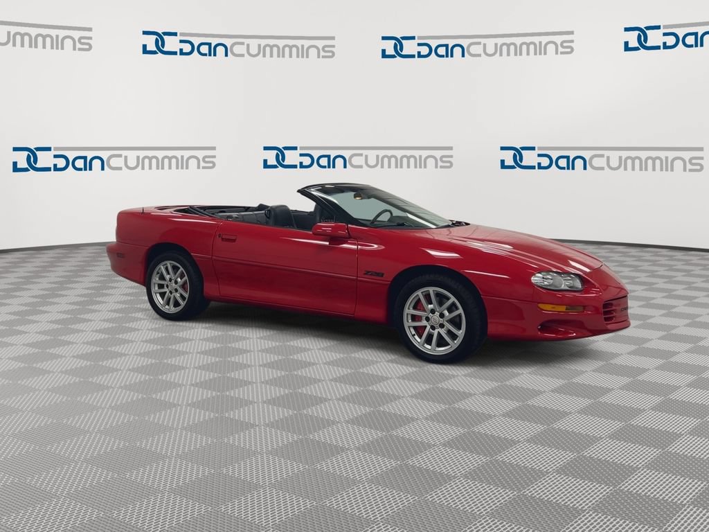 Used 2002 Chevrolet Camaro Z28 RWD image 2