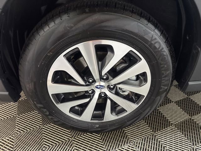 Certified 2025 Subaru Outback Premium image 10