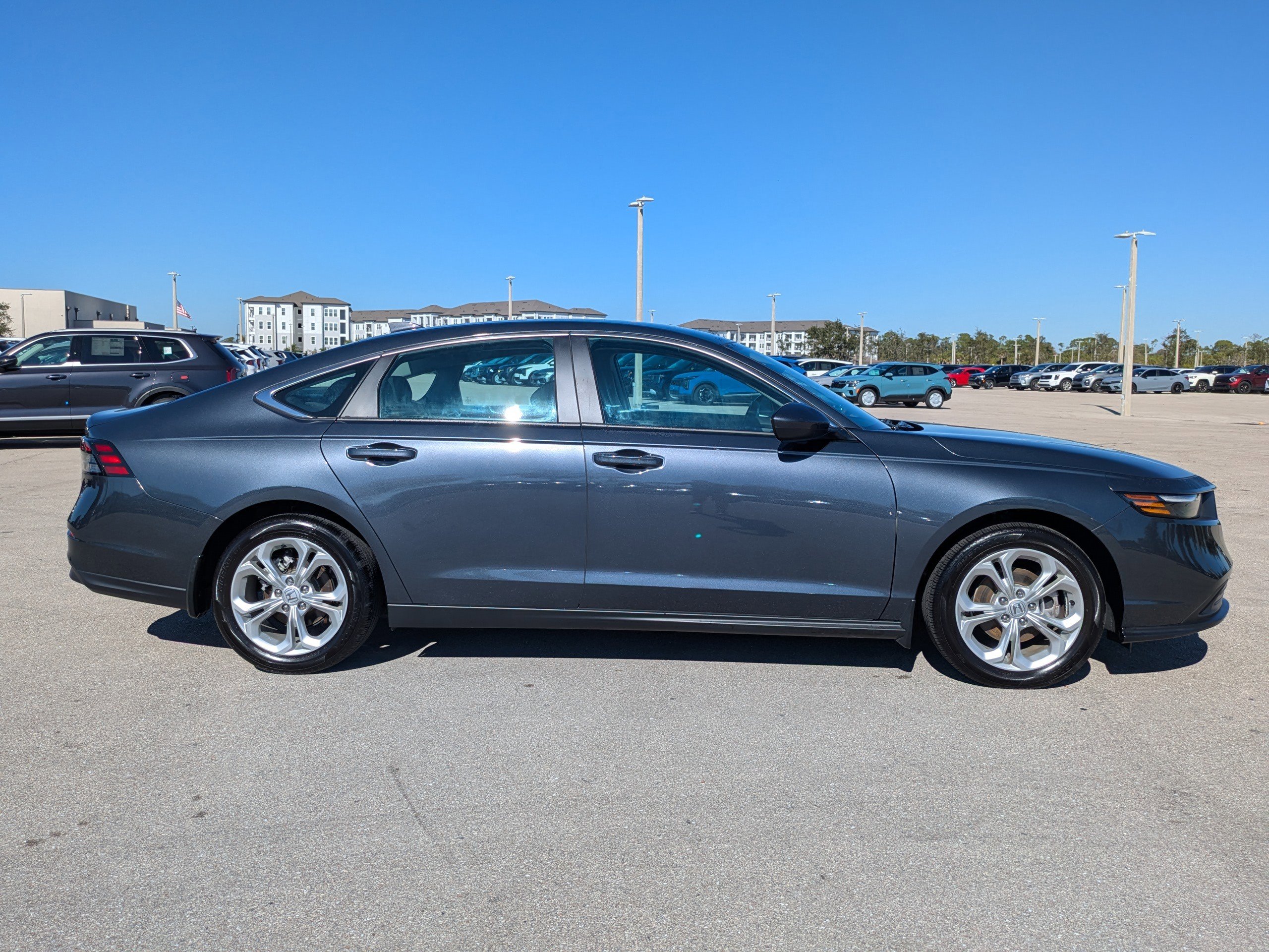 Used 2023 Honda Accord LX image 4