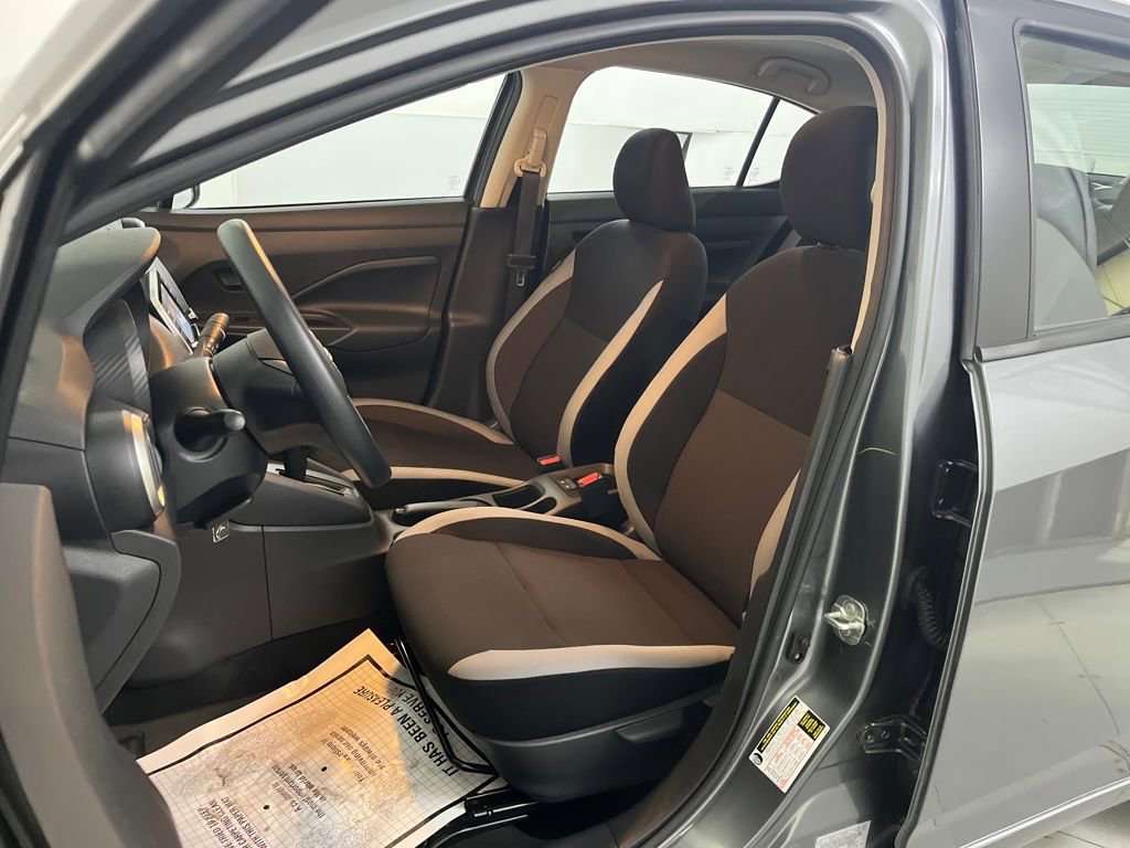 Used 2025 Nissan Versa S w/ S Plus Package image 17