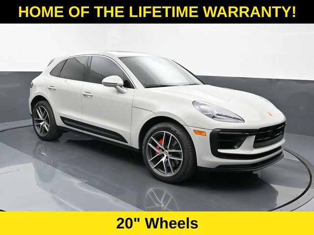 Used 2023 Porsche Macan S AWD/4WD image 8