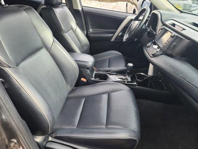 Used 2018 Toyota RAV4 Limited image 18