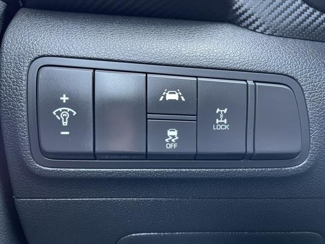 Used 2020 Hyundai Tucson SE image 28