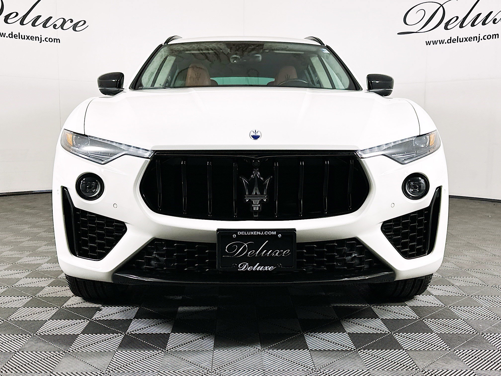 Used 2022 Maserati Levante Modena AWD/4WD image 2